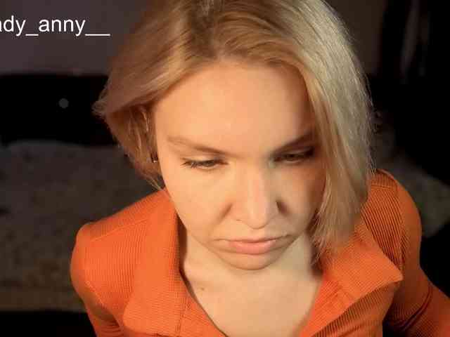 LadyAnny webcam