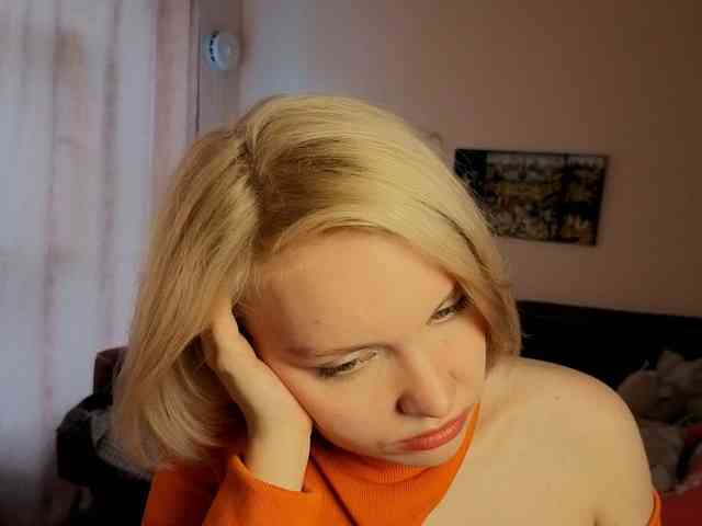 LadyAnny webcam