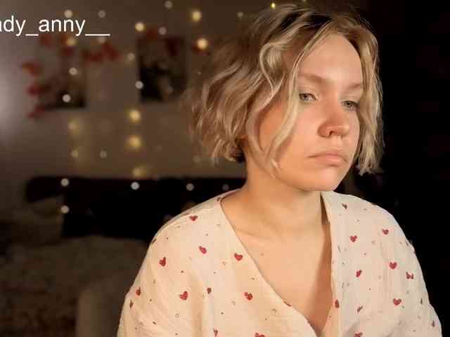 LadyAnny webcam