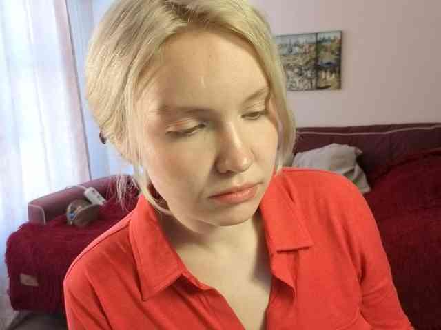 LadyAnny webcam
