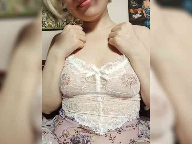 LadyAnny webcam
