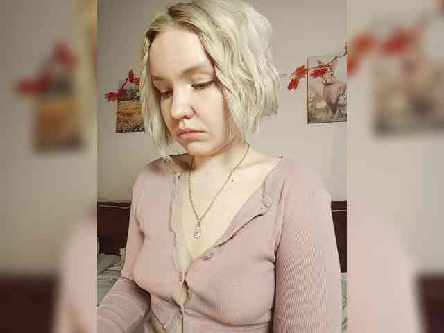LadyAnny webcam