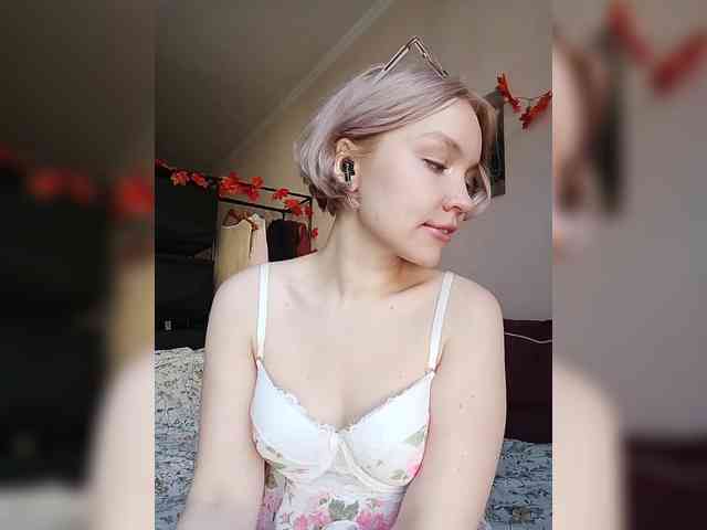 LadyAnny webcam