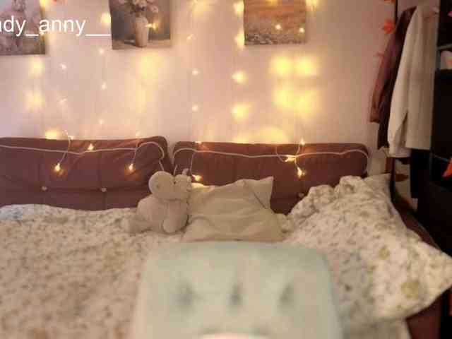 LadyAnny webcam