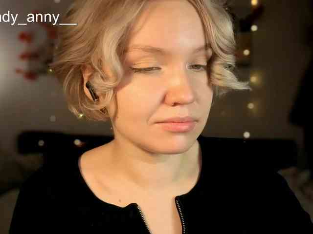 LadyAnny webcam