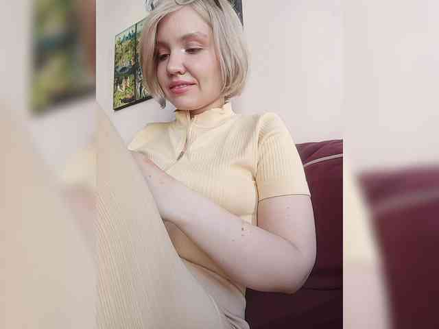 LadyAnny webcam