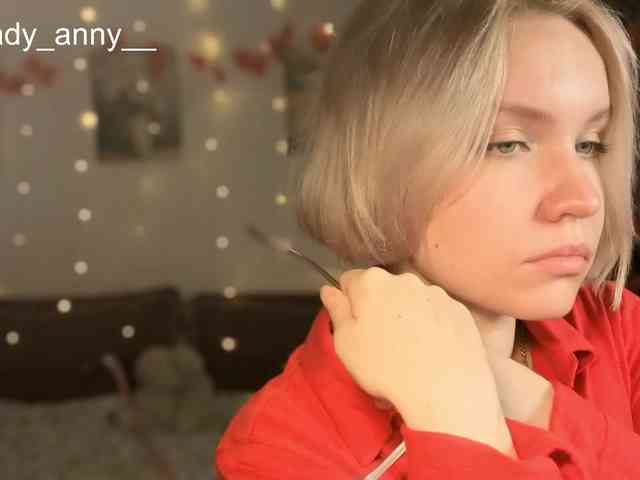 LadyAnny webcam