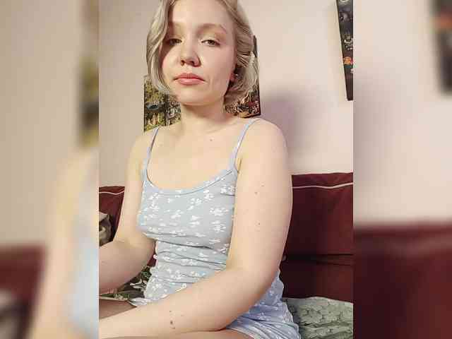 LadyAnny webcam