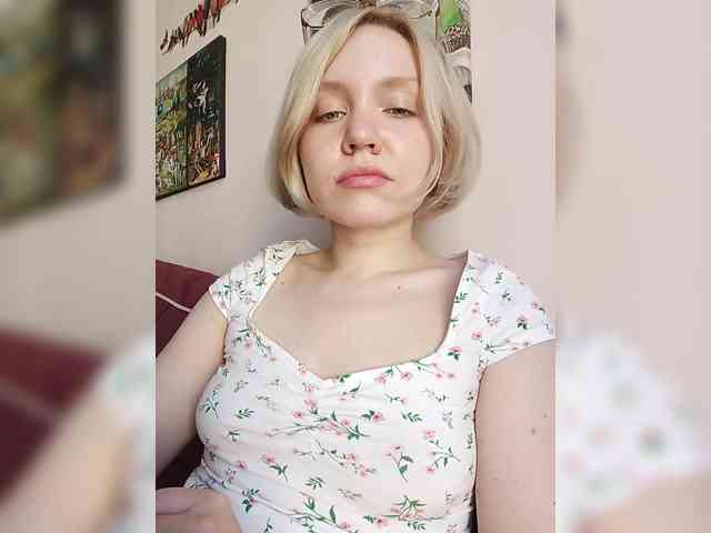 LadyAnny webcam
