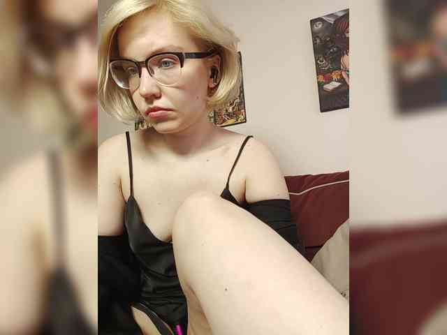 LadyAnny webcam
