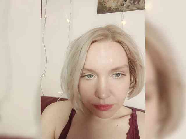 LadyAnny webcam