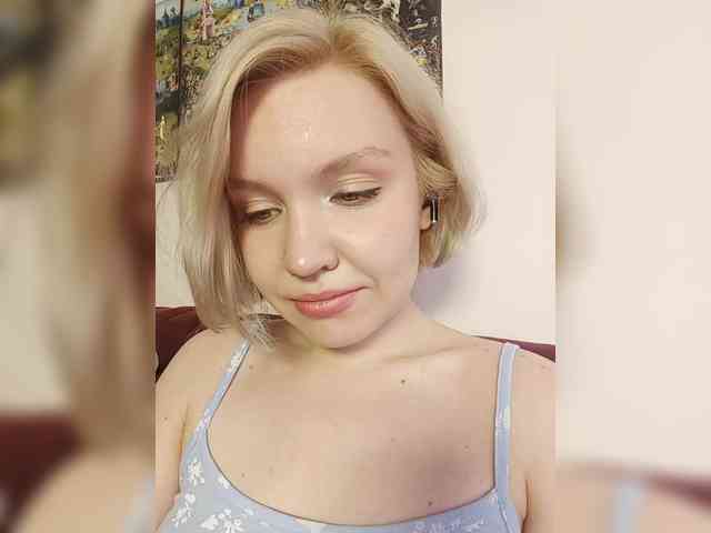 LadyAnny webcam