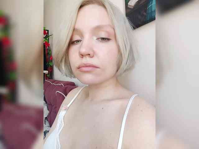 LadyAnny webcam