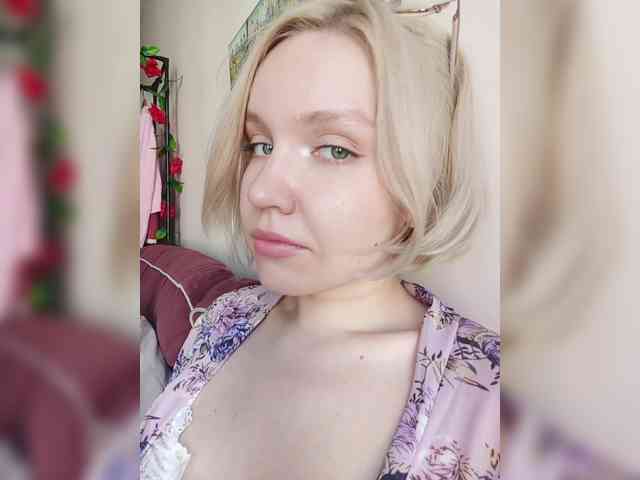 LadyAnny webcam