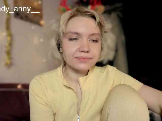 LadyAnny webcam