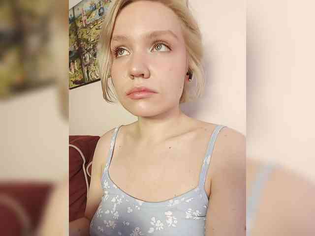 LadyAnny webcam