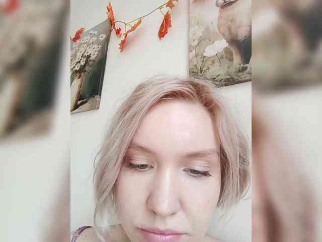 LadyAnny webcam