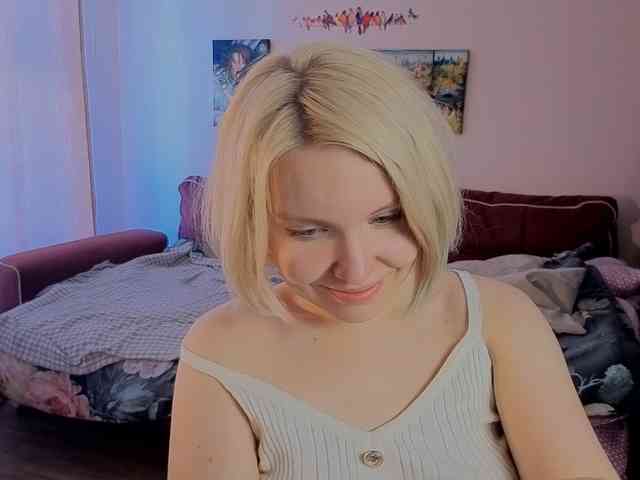 LadyAnny webcam