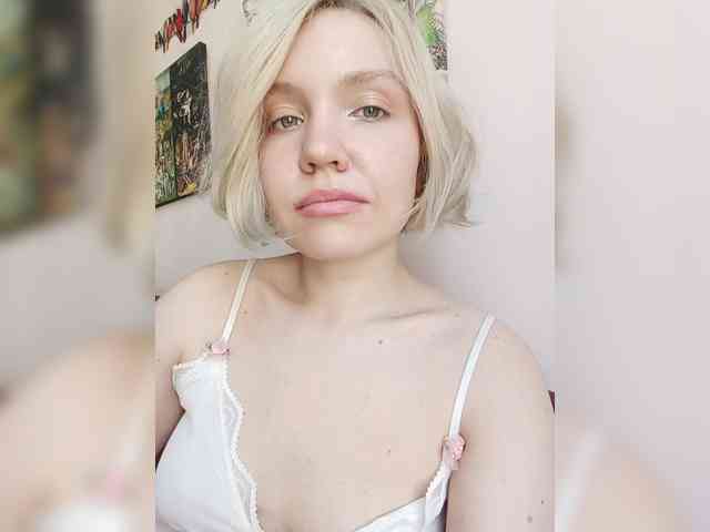 LadyAnny webcam