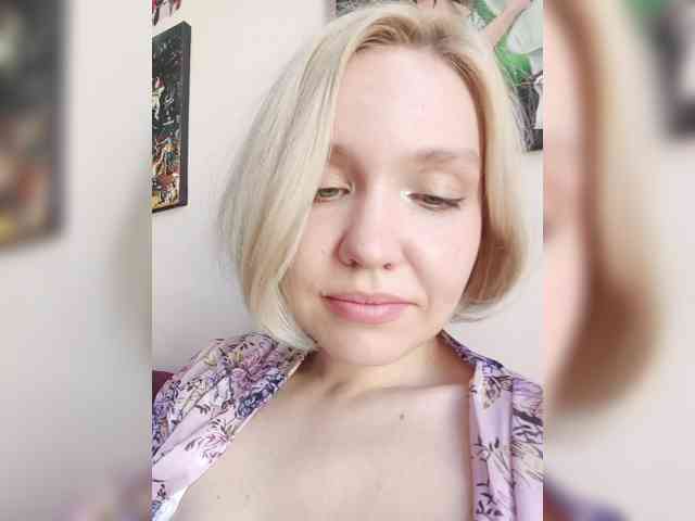 LadyAnny webcam