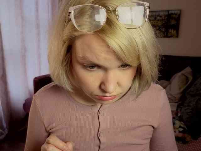 LadyAnny webcam