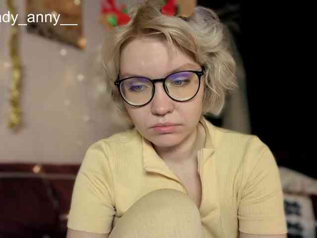 LadyAnny webcam