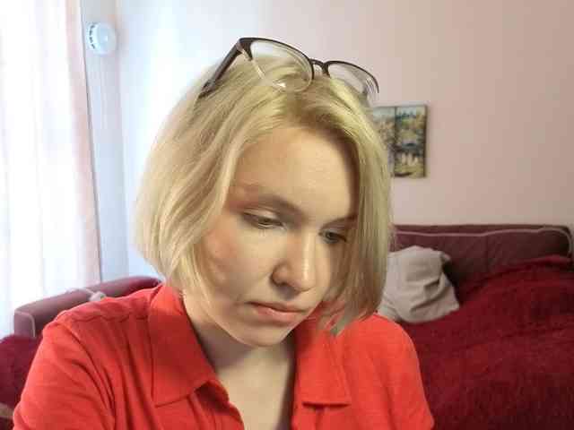 LadyAnny webcam