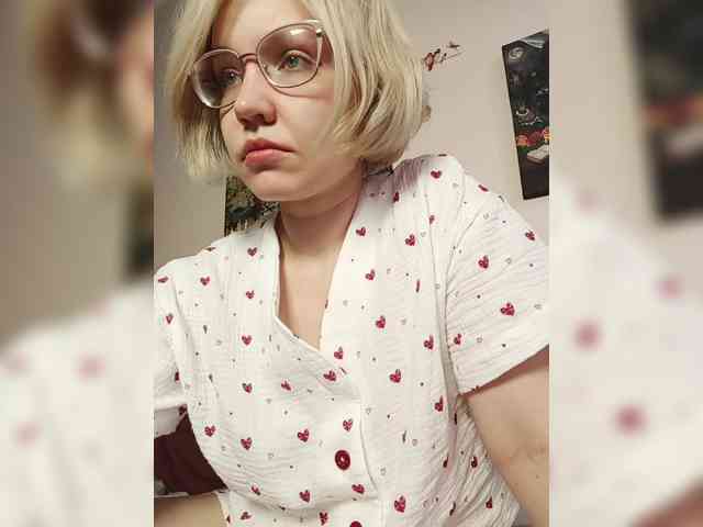 LadyAnny webcam