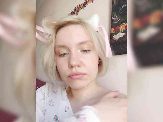 LadyAnny webcam