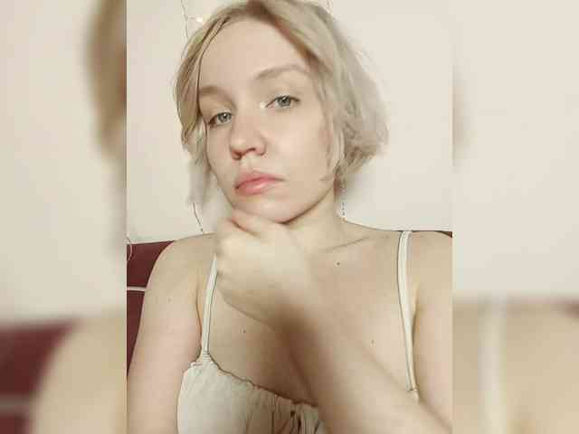 LadyAnny webcam