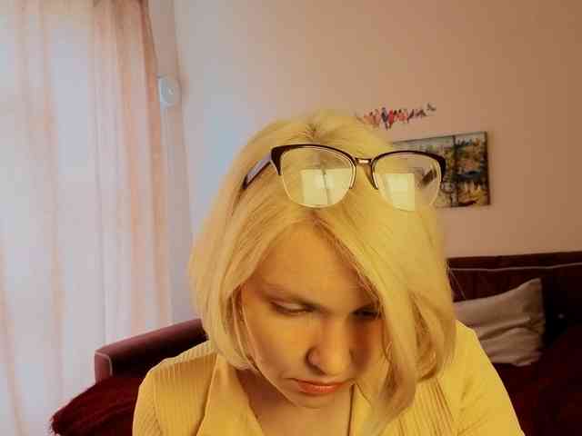 LadyAnny webcam