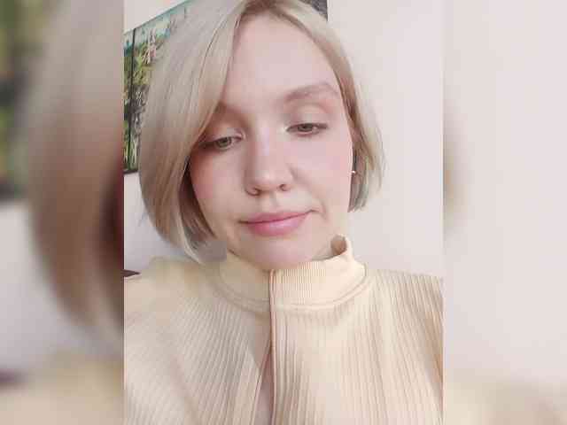 LadyAnny webcam