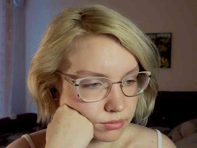 LadyAnny webcam