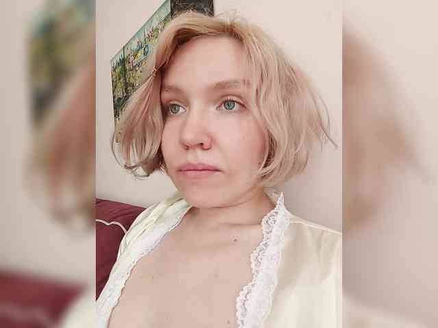 Tikoffka Live Webcam on BongaCams