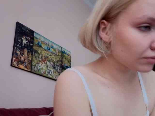 LadyAnny webcam