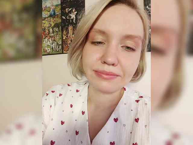 LadyAnny webcam
