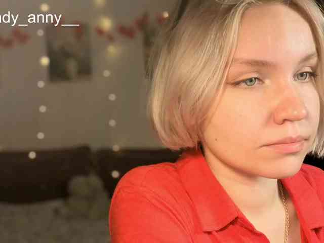 LadyAnny webcam