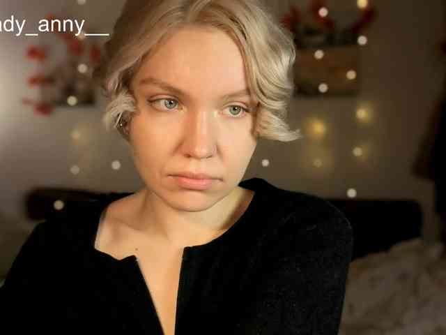 LadyAnny webcam