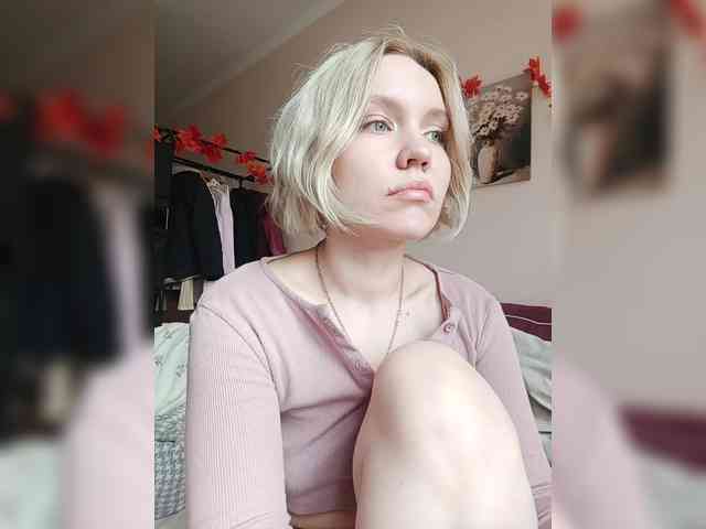 LadyAnny webcam