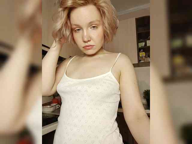LadyAnny webcam