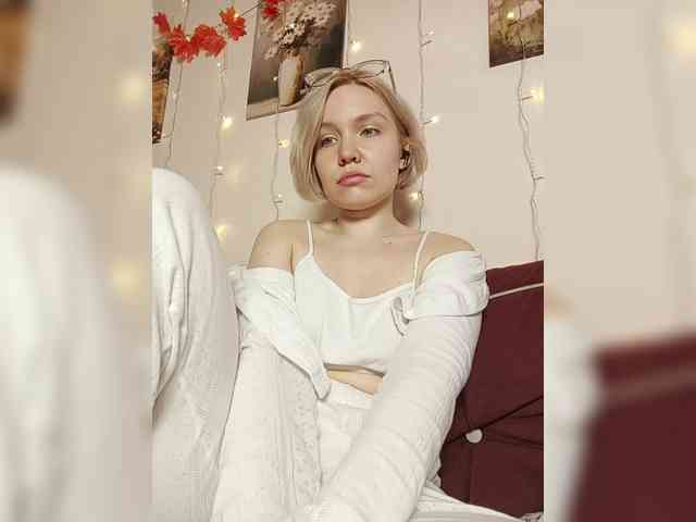 LadyAnny webcam