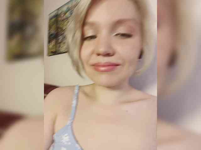 LadyAnny webcam