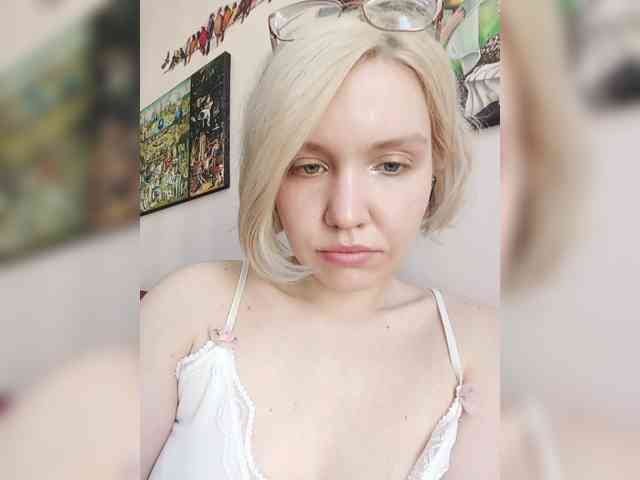 LadyAnny webcam