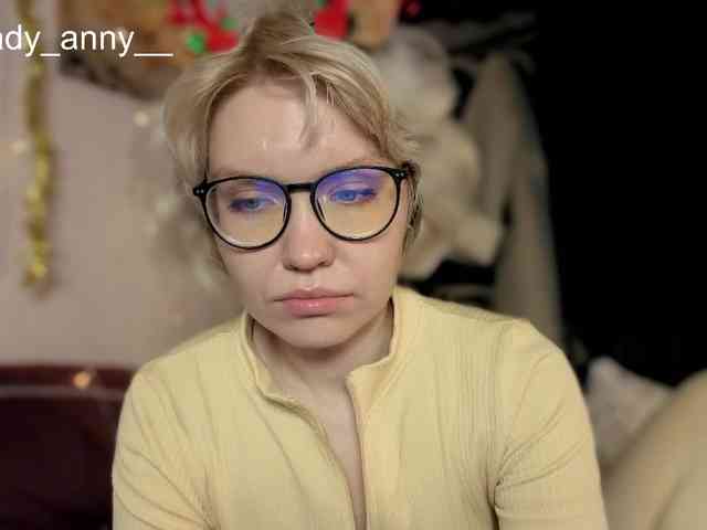 LadyAnny webcam