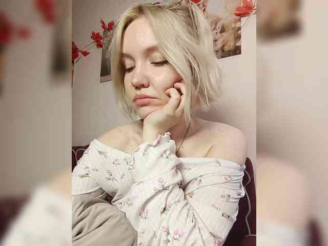 LadyAnny webcam