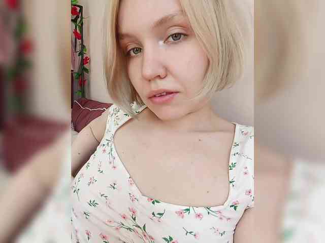 LadyAnny webcam