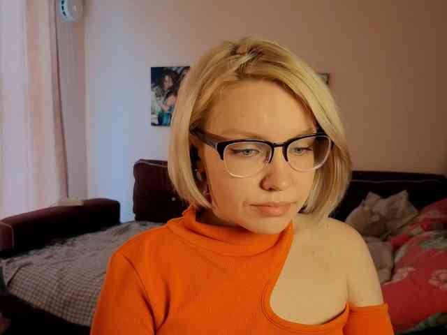 LadyAnny webcam