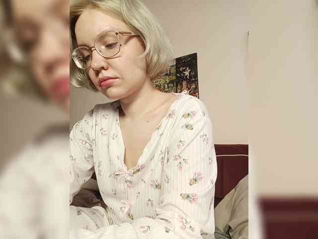 LadyAnny webcam