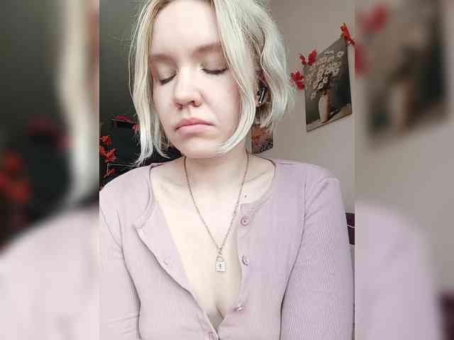 LadyAnny webcam