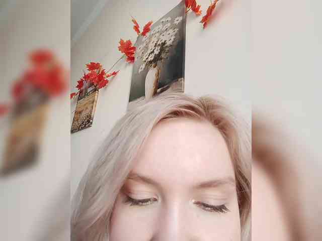 LadyAnny webcam